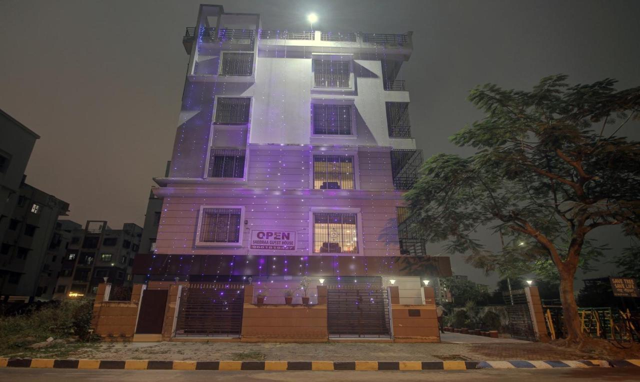 Hotel Treebo Sreemaa Newtown Panchuria Exterior foto